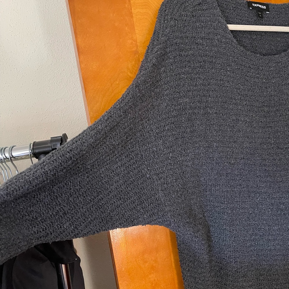 Express Sweater - Picture 2 of 4